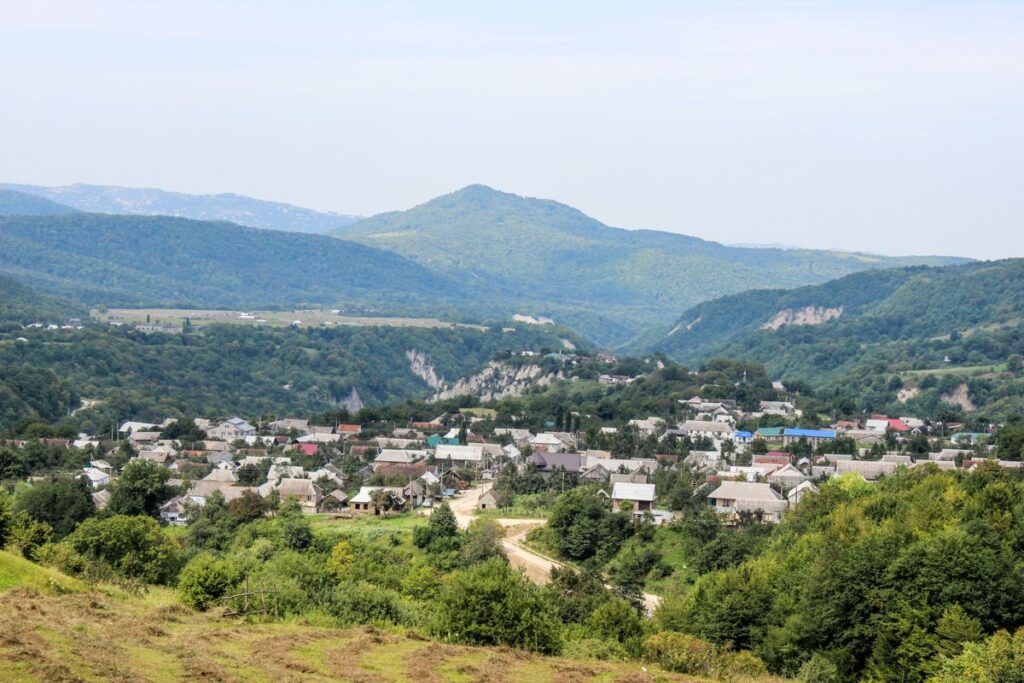 Село Алмак Казбековского района