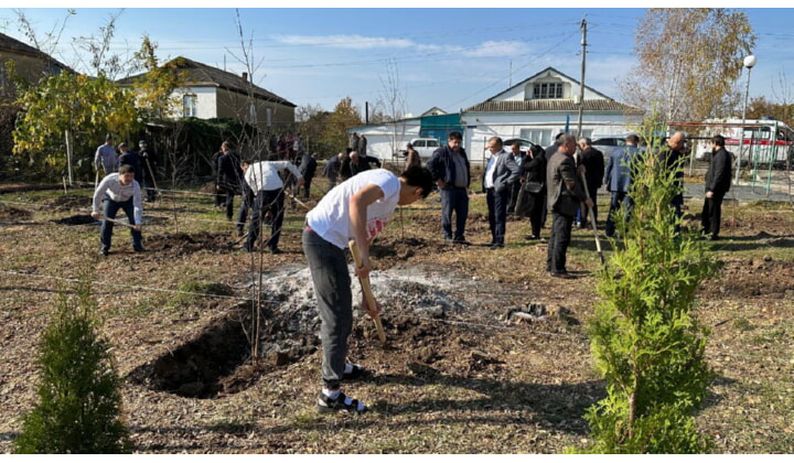 В Сулейман-Стальском районе состоялось открытие «Сада памяти»