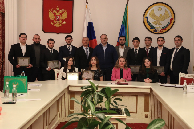 Сергей Меликов встретился с председателями дагестанских студенческих сообществ