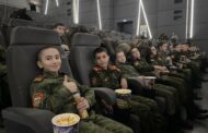 Депутат Госдумы Артем Бичаев пригласил в кинотеатр для детей участников СВО
