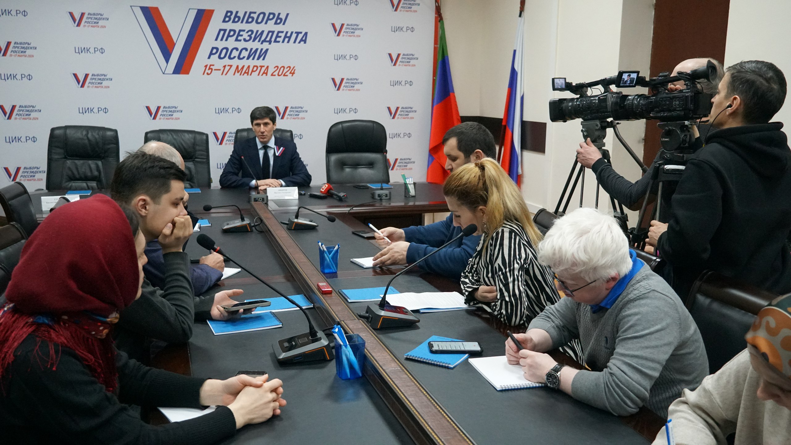 В Избиркоме Дагестана прошла пресс-конференция в преддверии выборов президента России