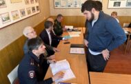 Депутат Народного собрания Дагестана встретился с военным комиссаром Тарумовского и Ногайского районов