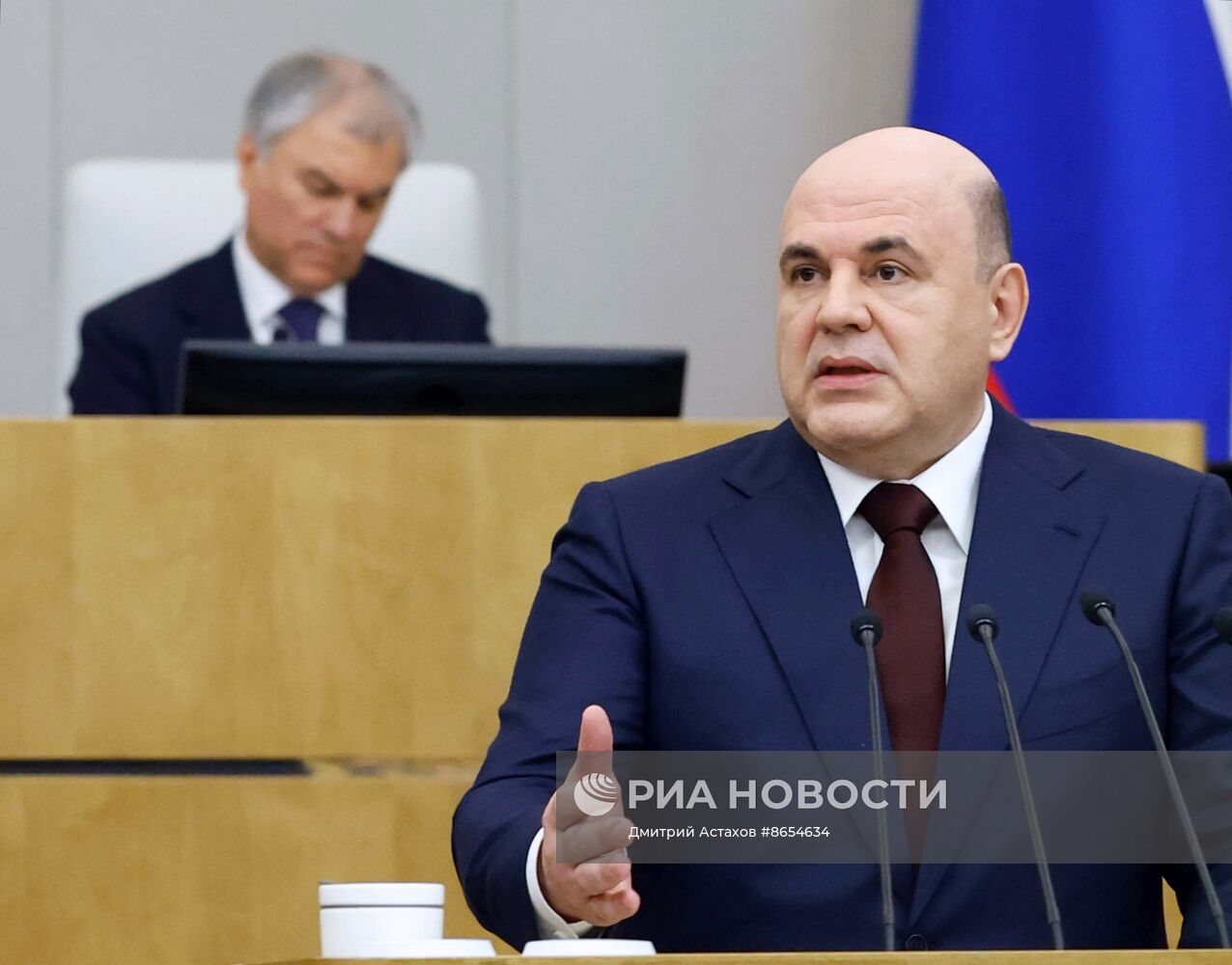 Михаил Мишустин в Государственной думе доложил о выполнении шести важнейших задач
