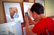 В детском оздоровительном лагере «Аист» представили выставку, посвященную художнику Григорию Гагарину