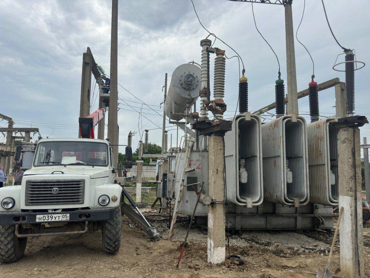 Дагестанские энергетики установили новый трансформатор на подстанции «Акташ»
