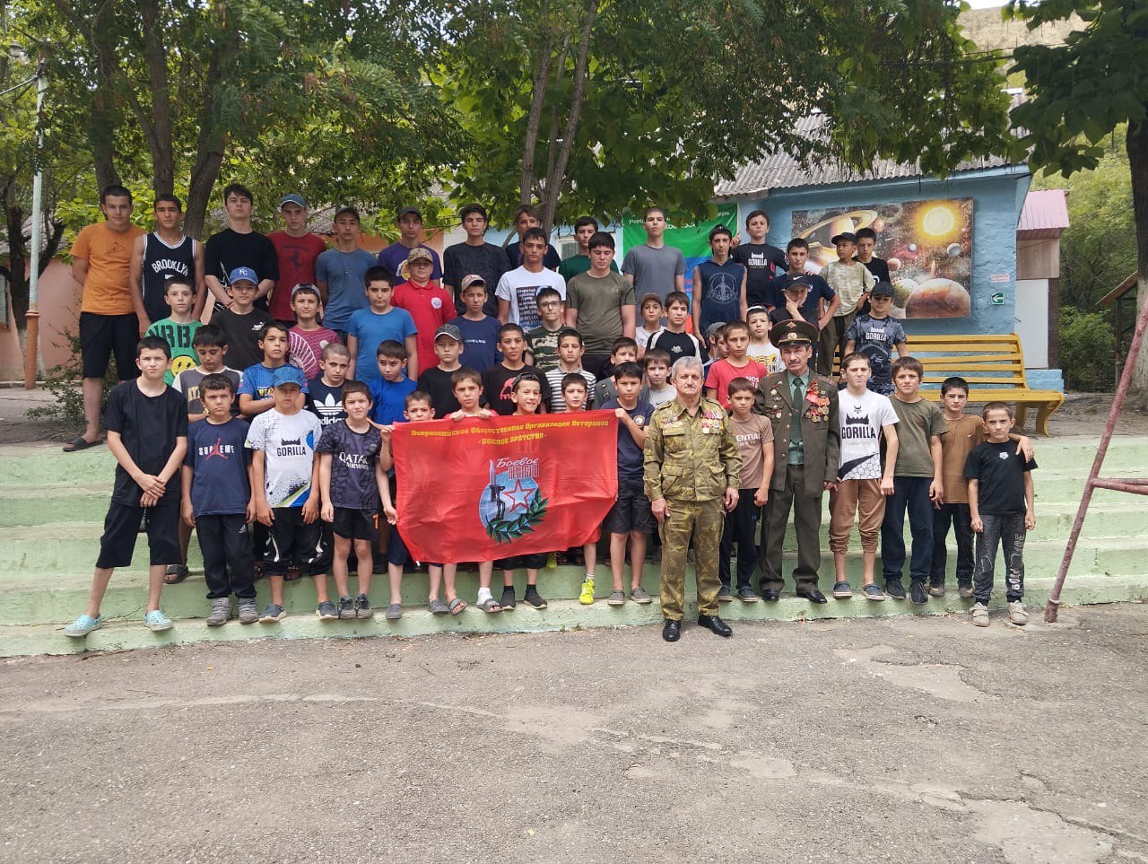 В тренировочном лагере «Космос» дети встретились с ветеранами Афганской войны