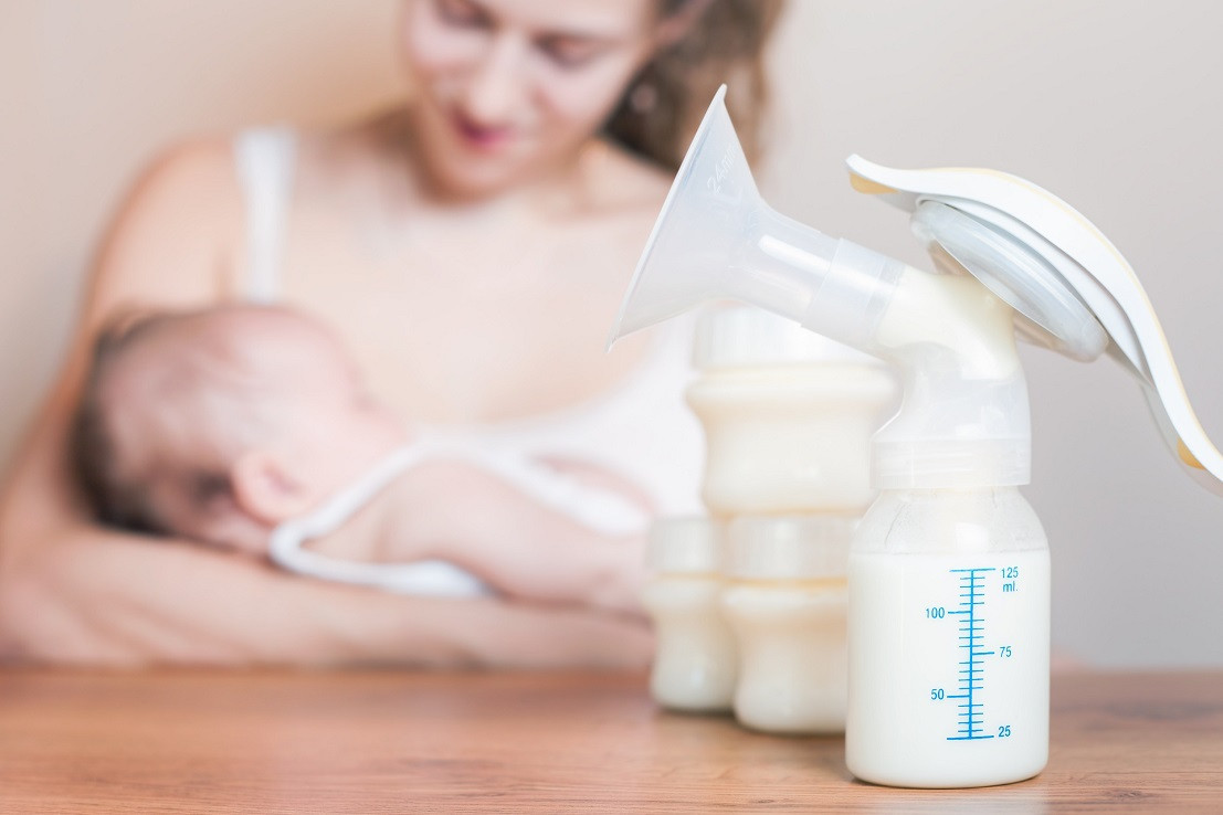 Грудное молоко — лучшее питание для ребенка первого года жизни