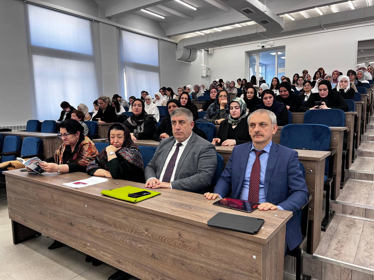 В ДГПУ состоялось торжественное мероприятие, приуроченное ко Дню образования ДАССР