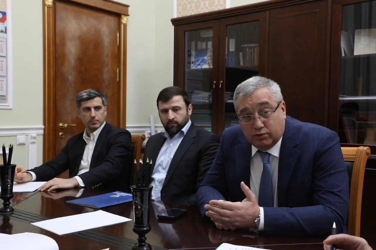 Развитие пунктов пропуска через госграницу, расположенных в регионе, обсудили в правительстве Дагестана