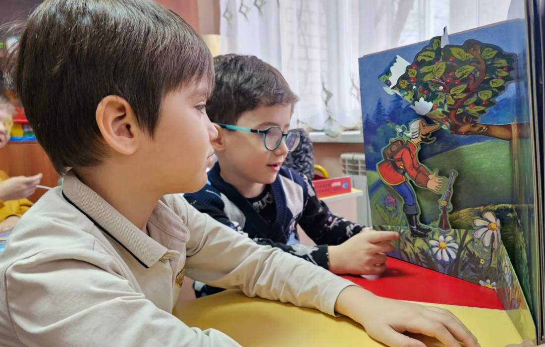 «Газпром трансгаз Махачкала» подарил наборы развивающих книг детям с нарушением зрения