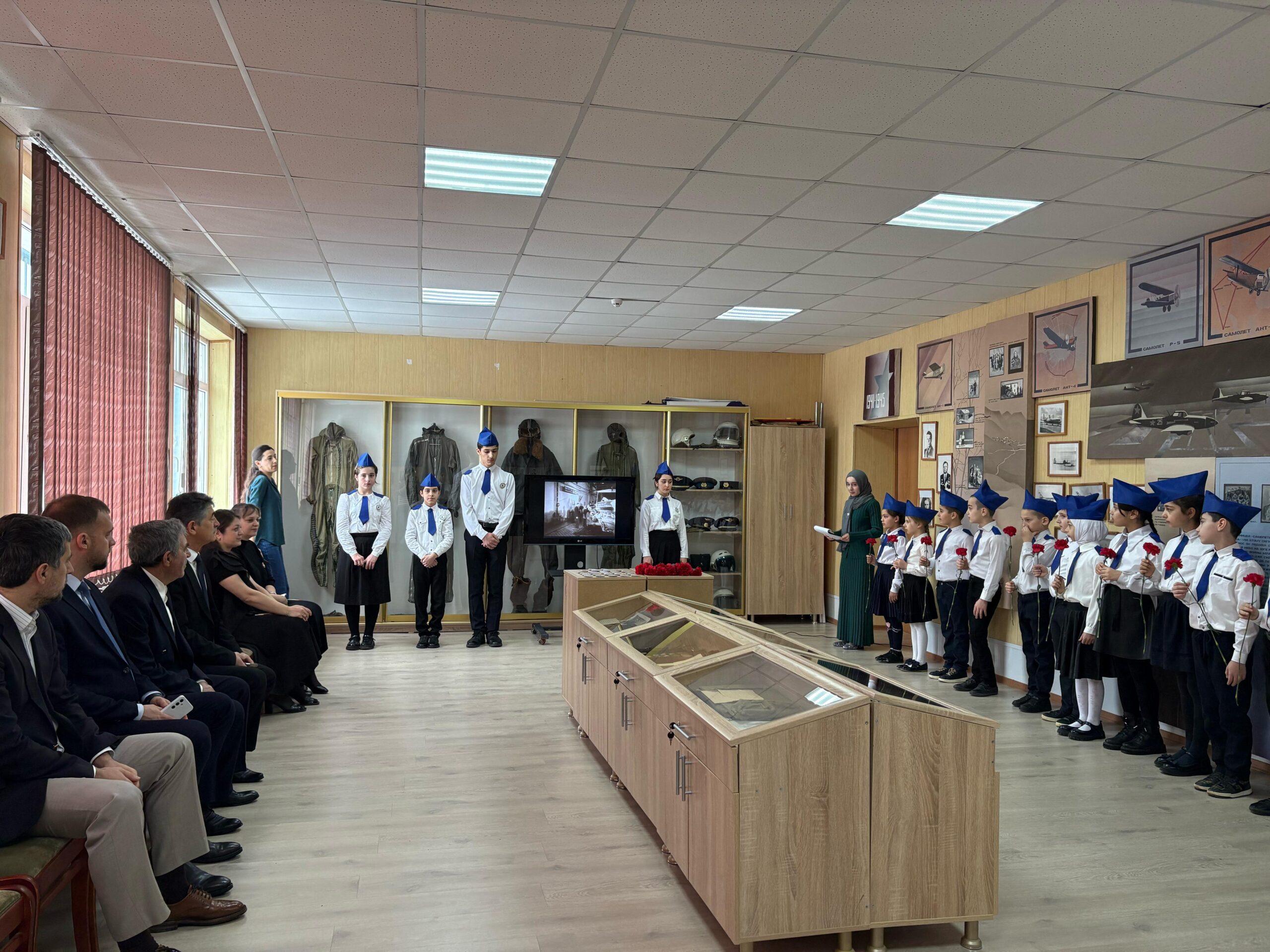 В Каспийске юных лицеистов приняли в аметхановцы