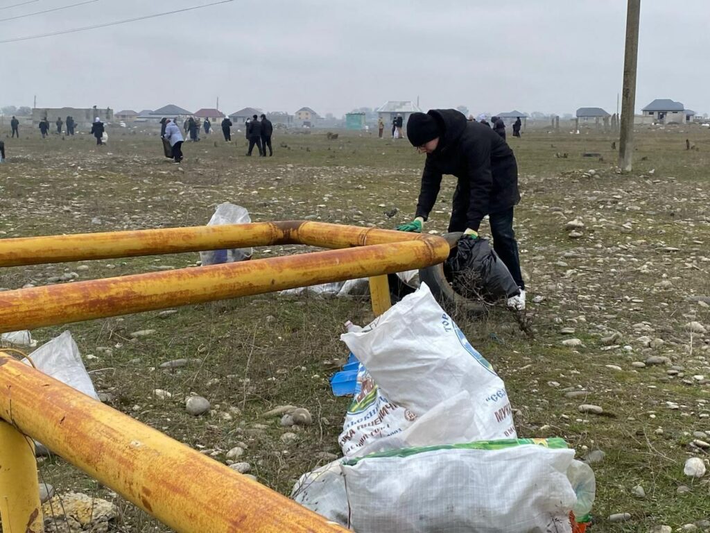 В Кизилюртовском районе продолжаются работы по ликвидации стихийных свалок