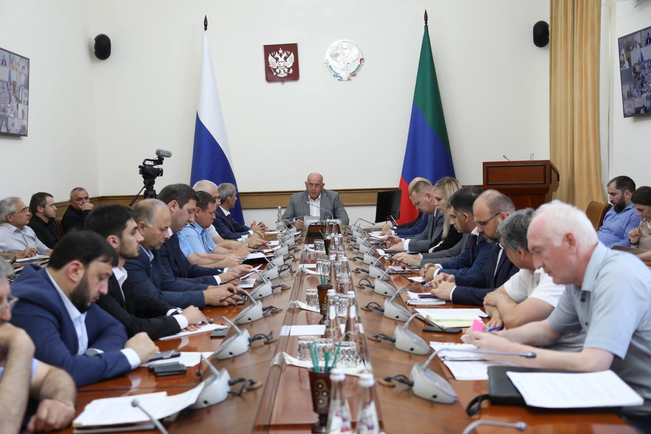 Премьер Дагестана поручил принять меры по ликвидации задолженности предприятий за пользование водными объектами