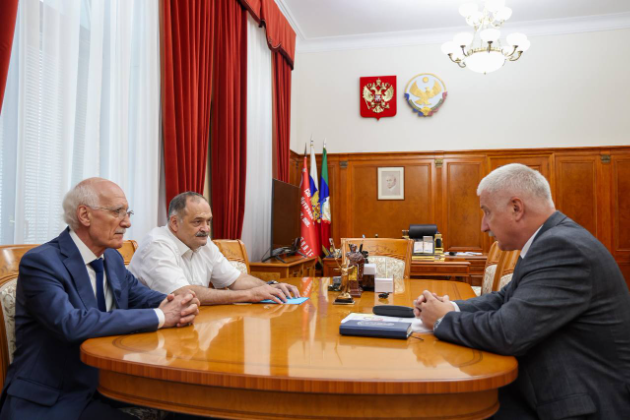 ДОСААФ усилит присутствие в Дагестане: Меликов и Добряков договорились о развитии сотрудничества