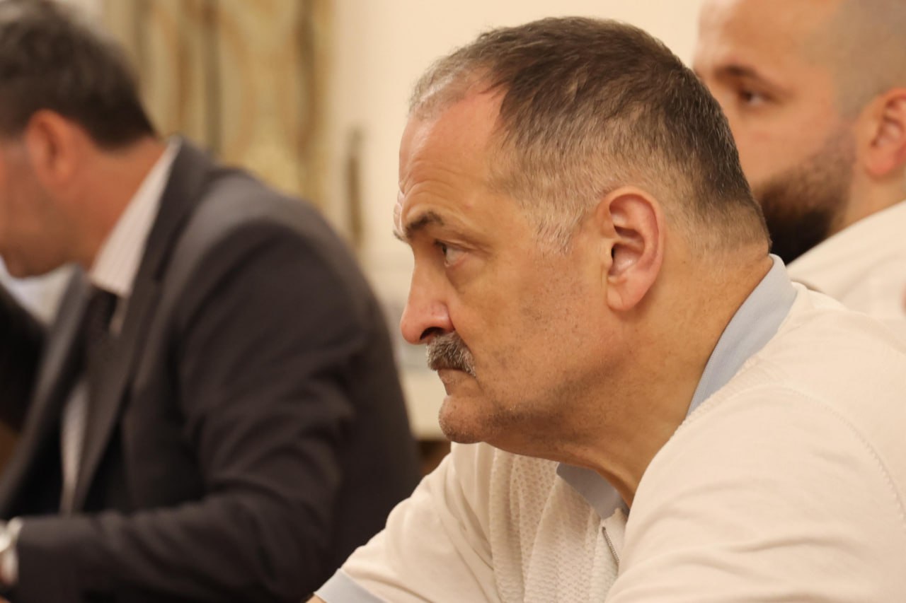 Сергей Меликов встретился с замминистра энергетики России Петром Конюшенко и замминистра экономического развития РФ Сергеем Назаровым