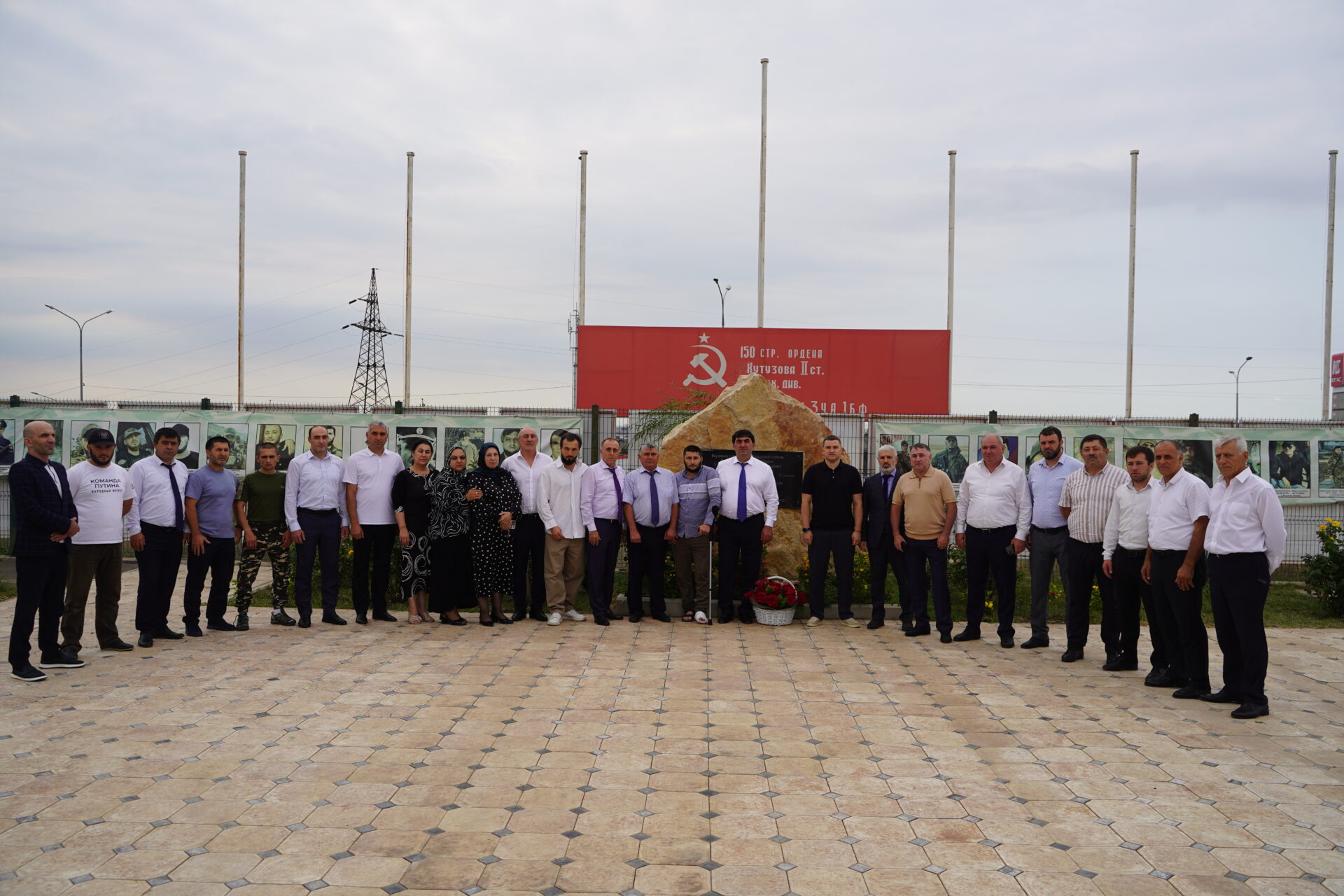 Депутат Госдумы Артем Бичаев провел рабочий визит в Кизилюрте для решения городских проблем