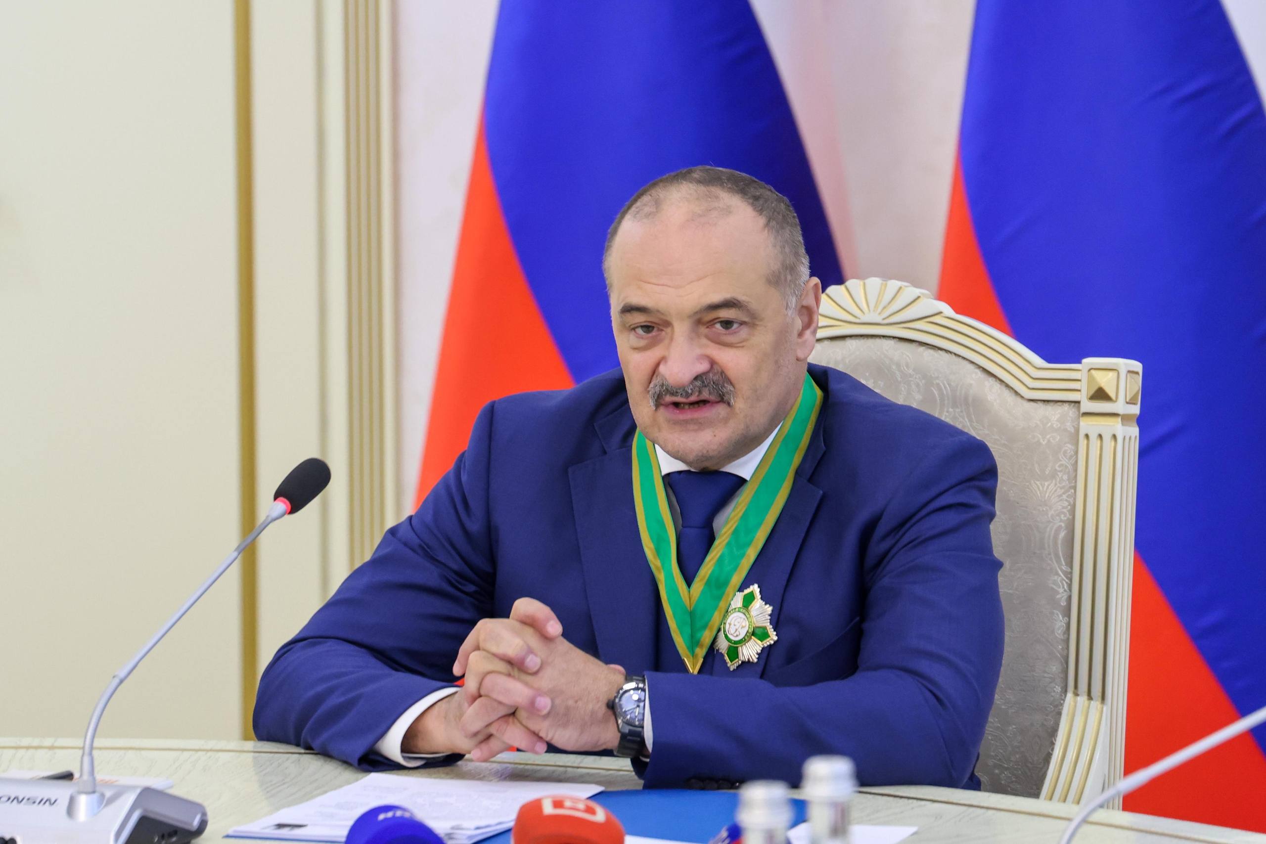 «Они ошибочно полагают, что культурное, национальное и религиозное многообразие республики — это наша слабость…» — заявил Сергей Меликов, комментируя попытки врагов дестабилизировать обстановку в Дагестане