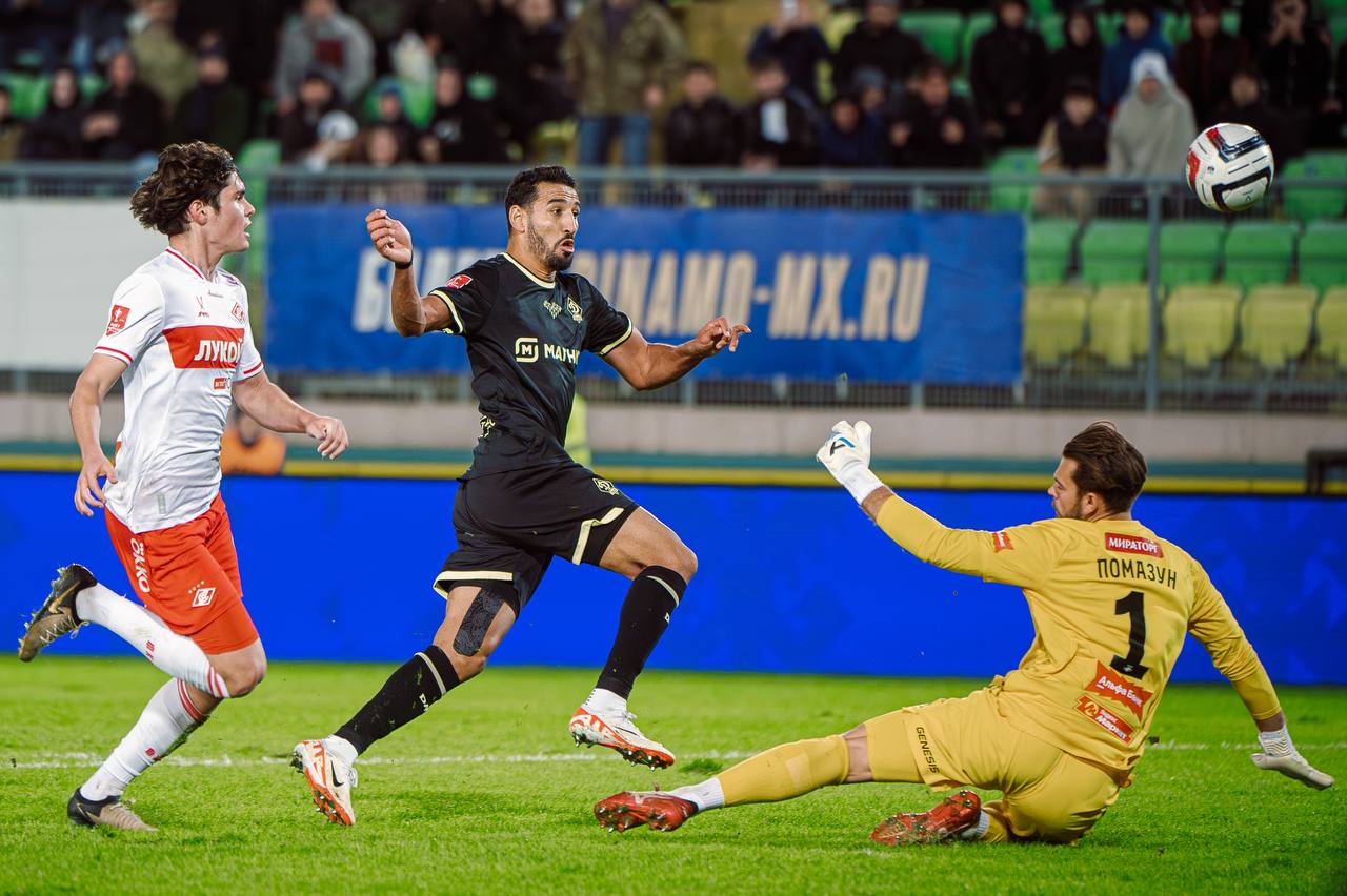 «Динамо» уступило «Спартаку» лидерство в кубковой группе