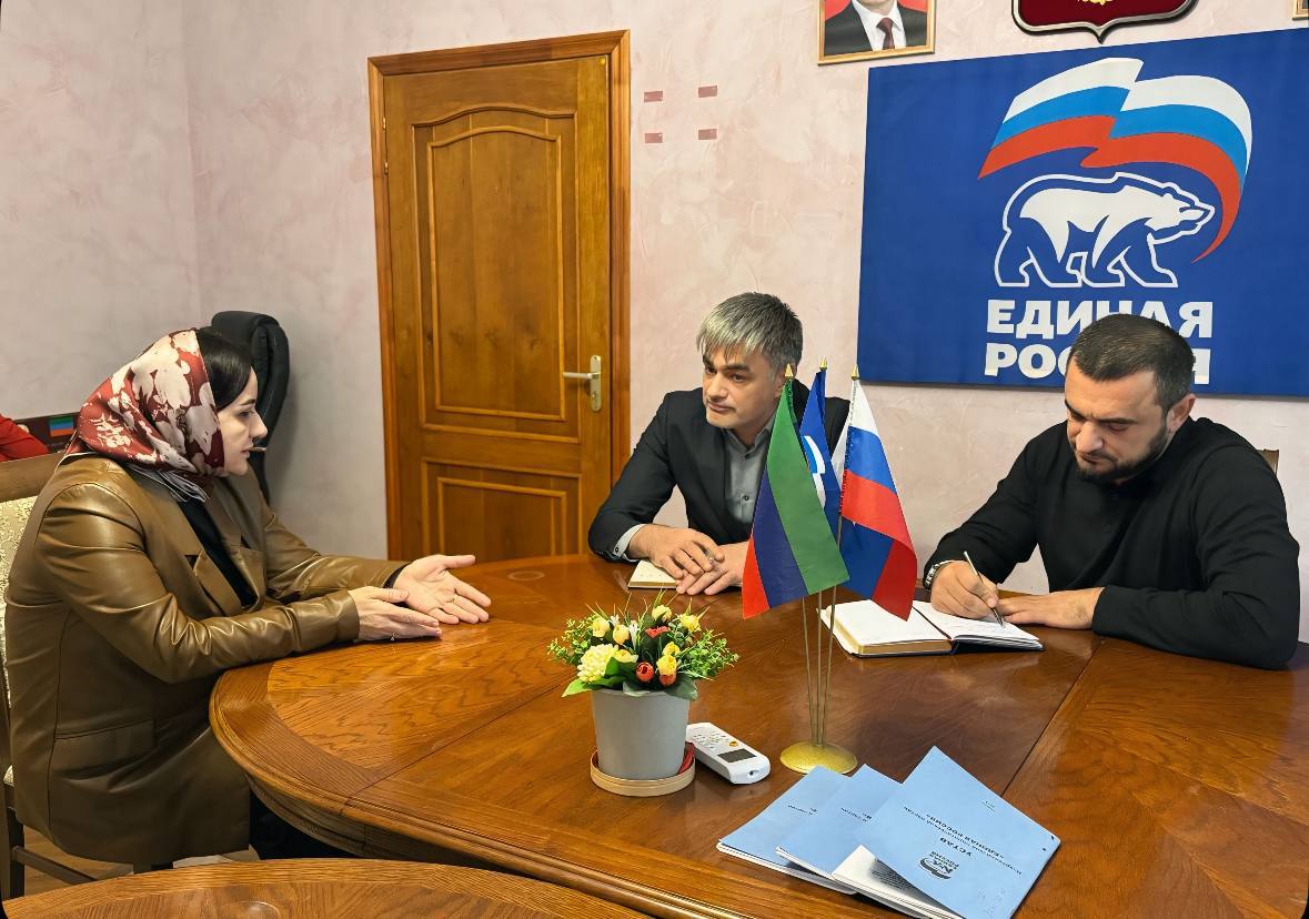 В Южно-Сухокумске оказали правовую поддержку семьям участников СВО