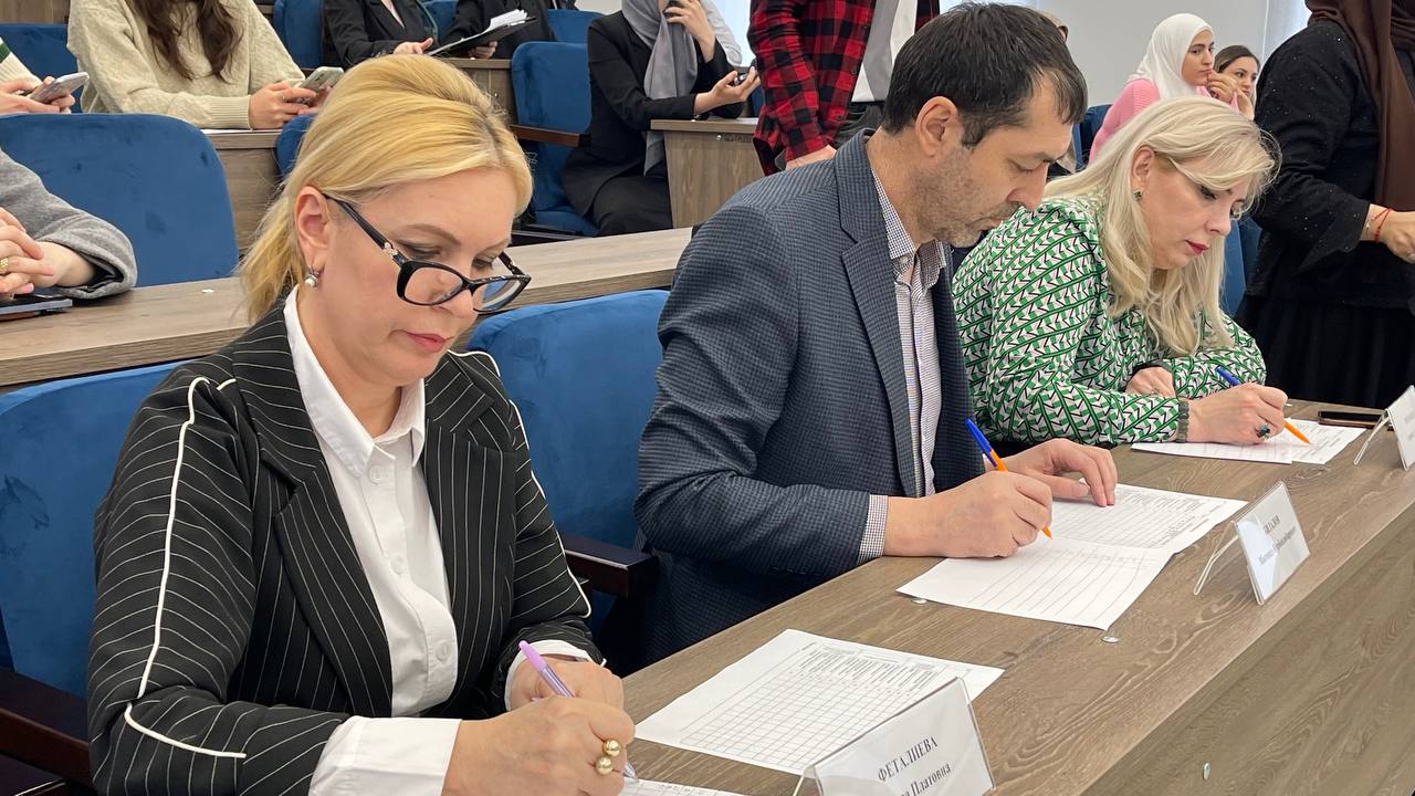 Лаура Феталиева: Программа по языкам станет импульсом для развития ДГПУ