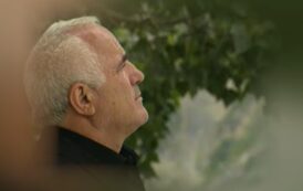 «Уступай дорогу дураку и хану»