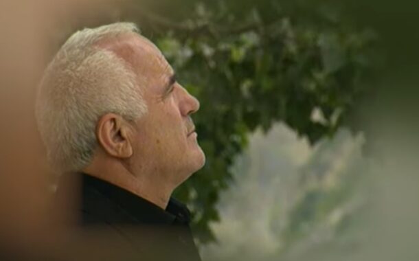 «Уступай дорогу дураку и хану»