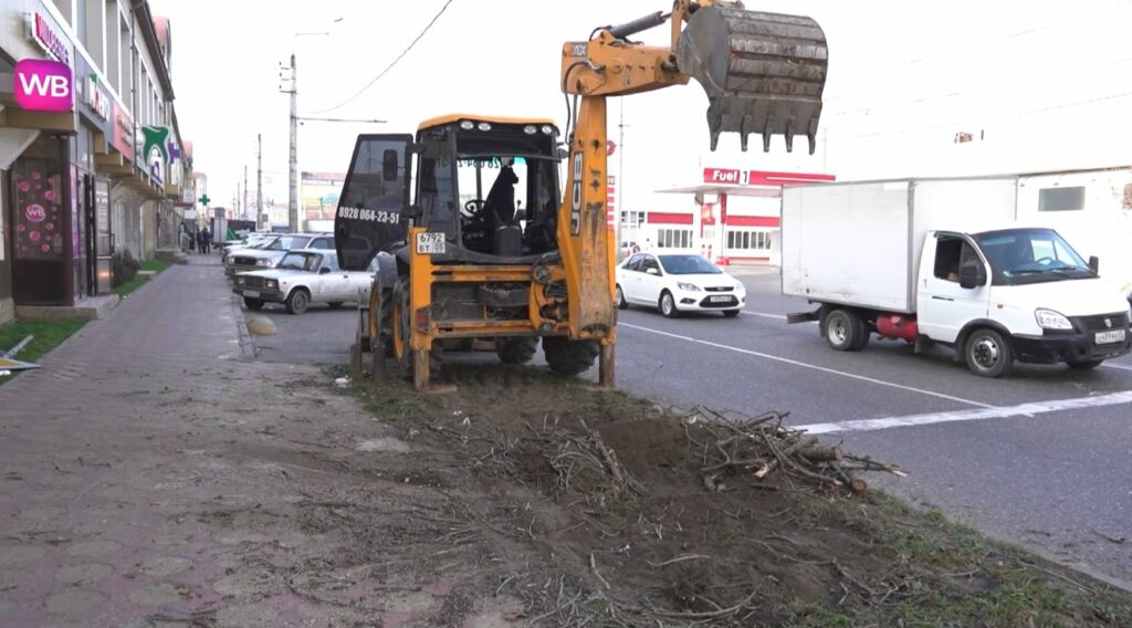 В Махачкале улучшают дорожное движение на проспекте Петра I