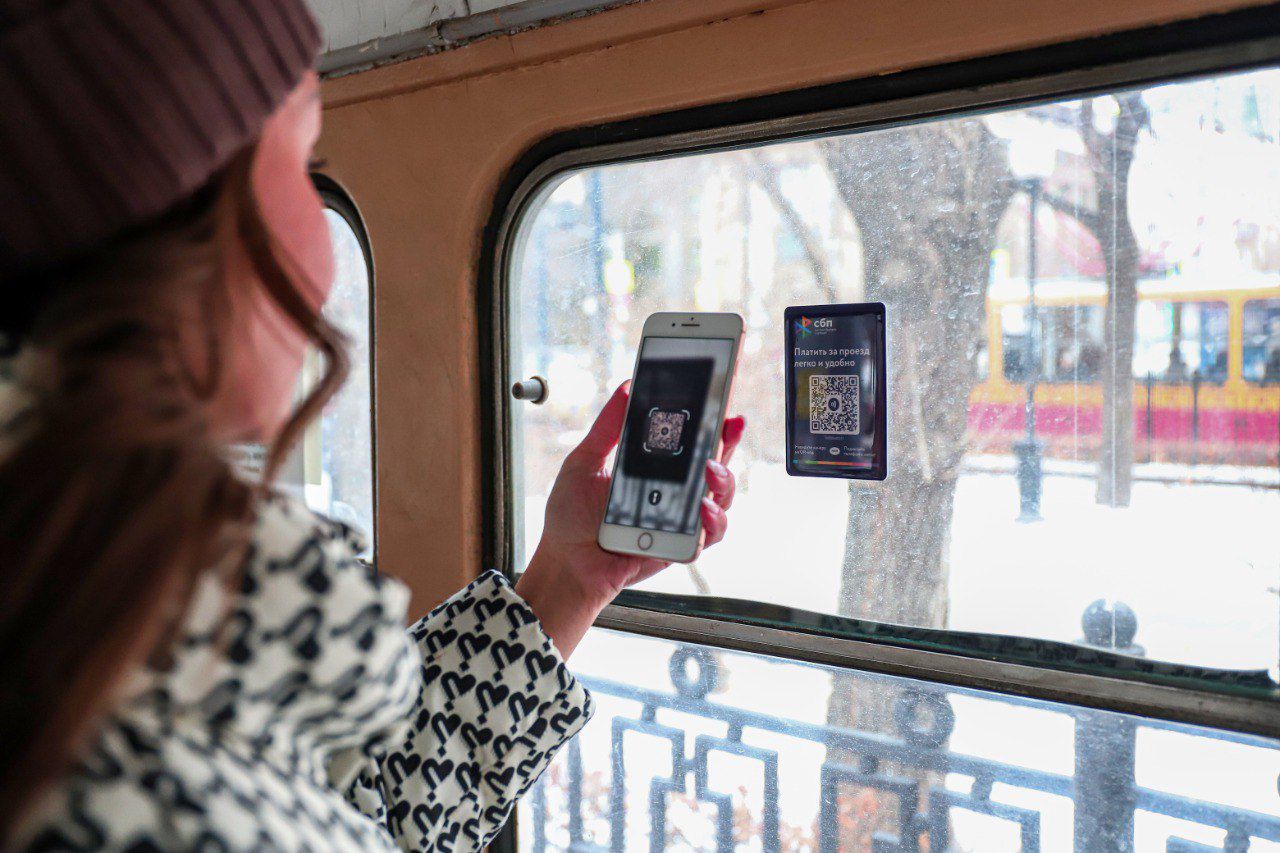 Скидку в 10 рублей получают пассажиры-махачкалинцы при каждой оплате через СБП