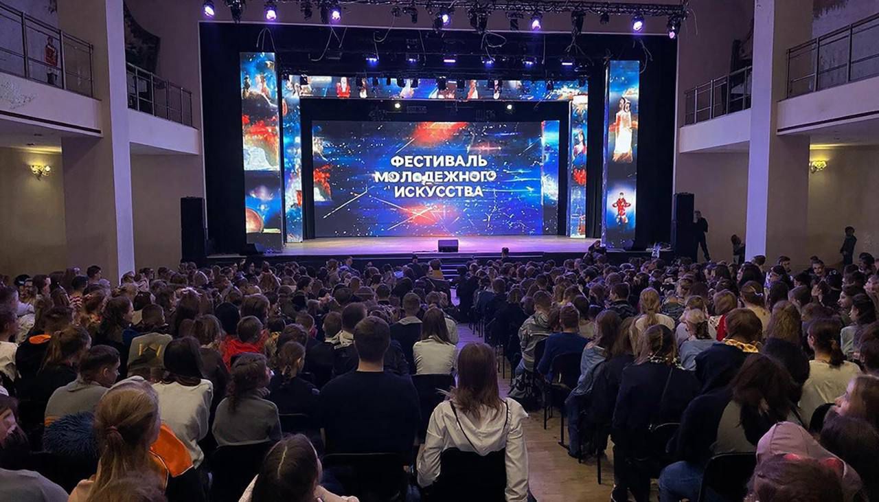 В Дагестане проходит фестиваль молодежного искусства