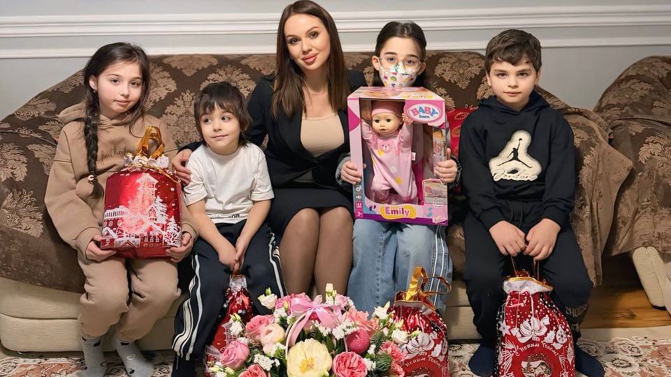 Руководство дагестанских газовых компаний исполнило желания детей в новогодней акции «Ёлка желаний»