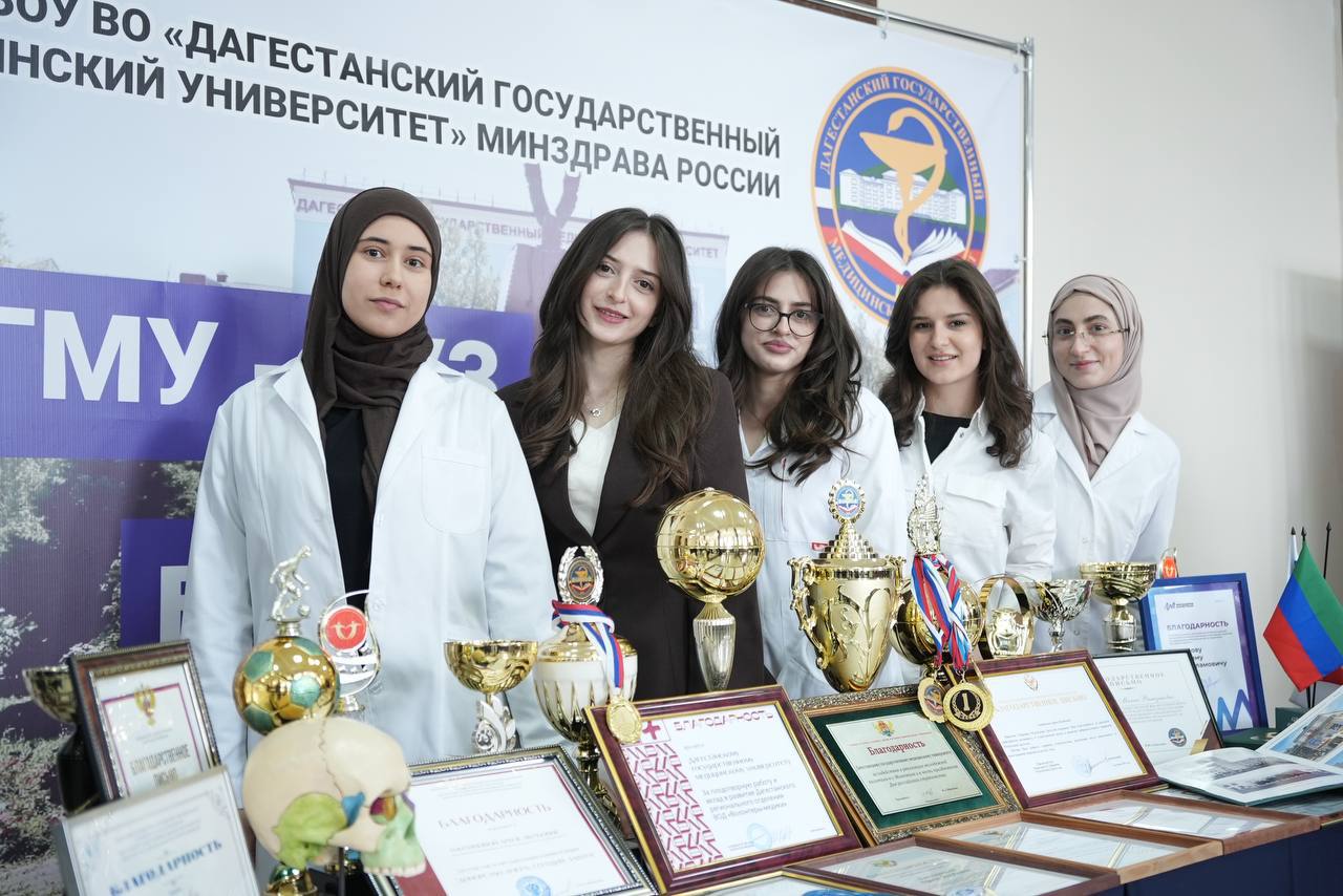 В Махачкале торжественно отметили День российского студенчества