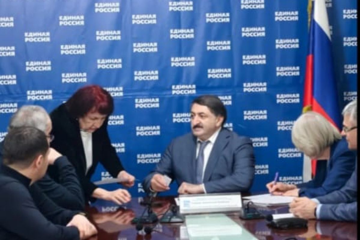 Джамаладин Гасанов провел прием граждан в Махачкале: среди обращений — вопросы земли, жилья и увековечение памяти погибшего героя СВО