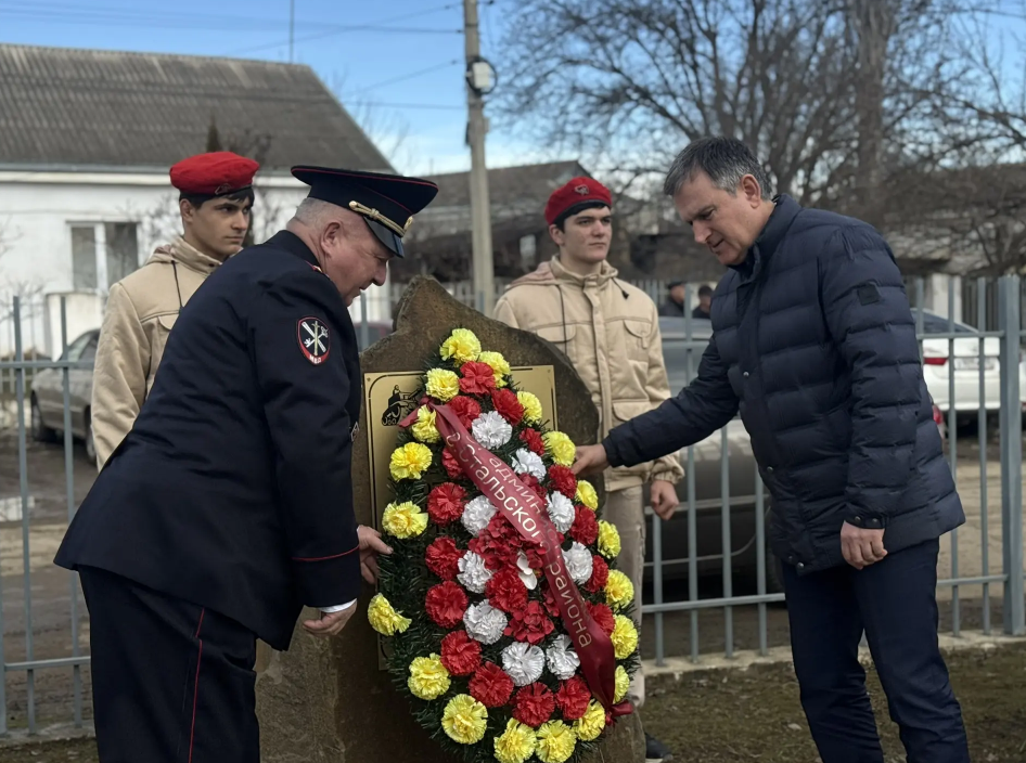 В Сулейман-Стальском районе почтили память воинов-интернационалистов