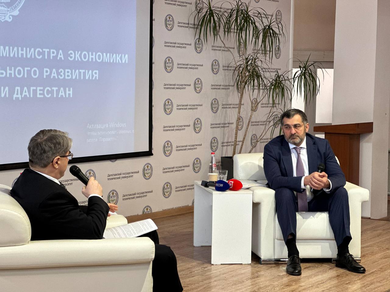 Гаджи Султанов: рост производительности труда — ключевое условие развития экономики Дагестана