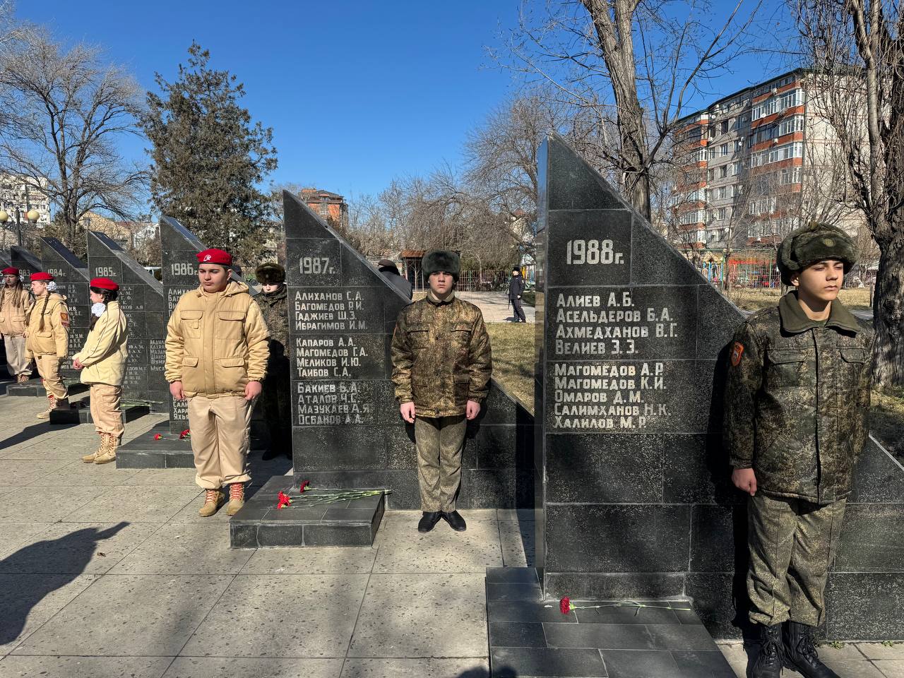 В Махачкале проходят памятные мероприятия в честь 37-й годовщины вывода войск из Афганистана