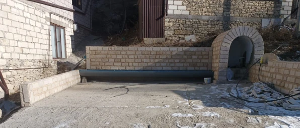 Две жительницы села Чуни на свои средства отремонтировали дорогу и восстановили старинный родник