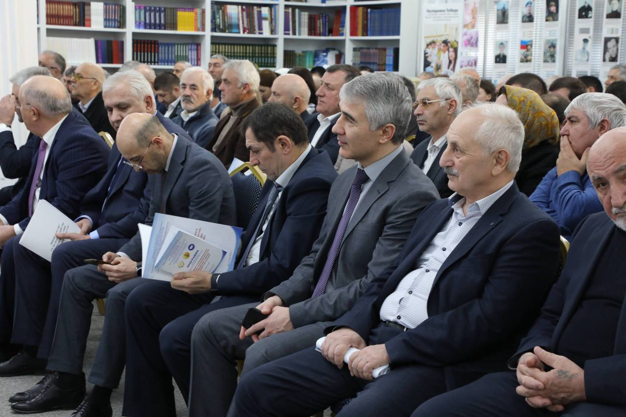 В Махачкале стартовала конференция по развитию АПК Дагестана: инновации, кадры и рекорды аграриев