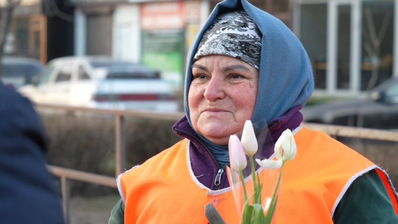 Сергей Меликов поздравил работников ЖКХ и бытового обслуживания Дагестана с профессиональным праздником