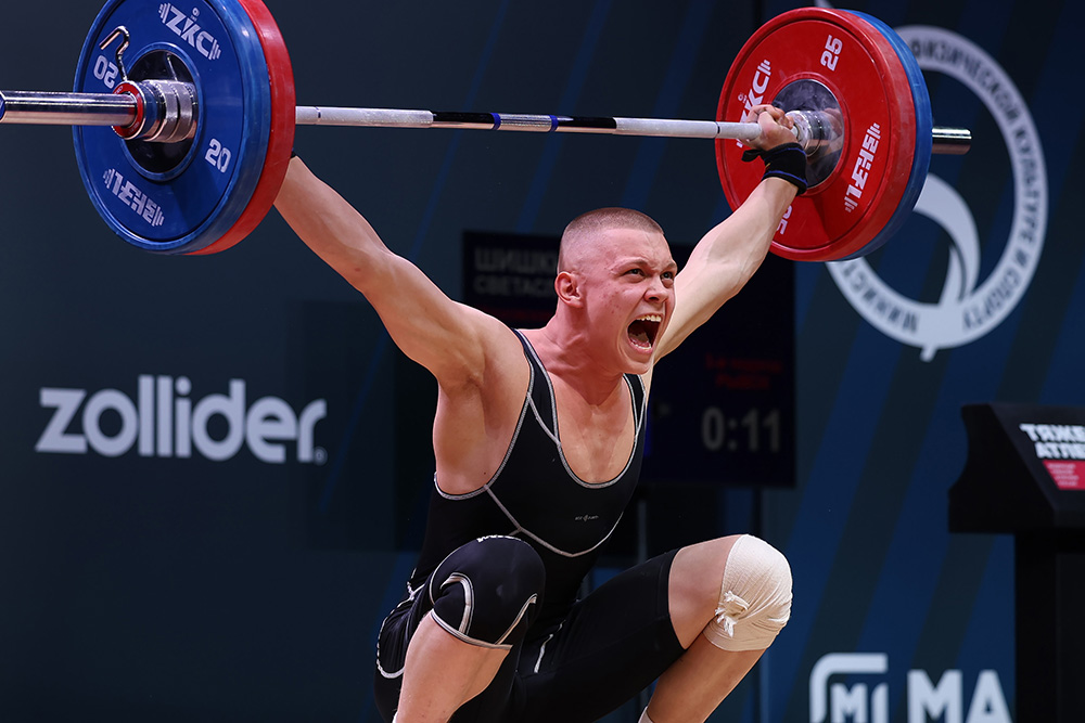 Дагестанские штангисты завоевали семь медалей на юношеском первенстве России