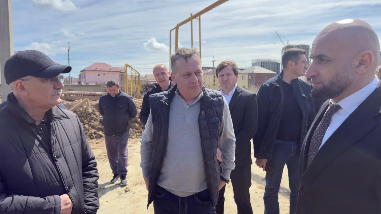 Руководитель Росводресурсов Дмитрий Кириллов прибыл в Дагестан для проверки подготовки к третьей волне паводков