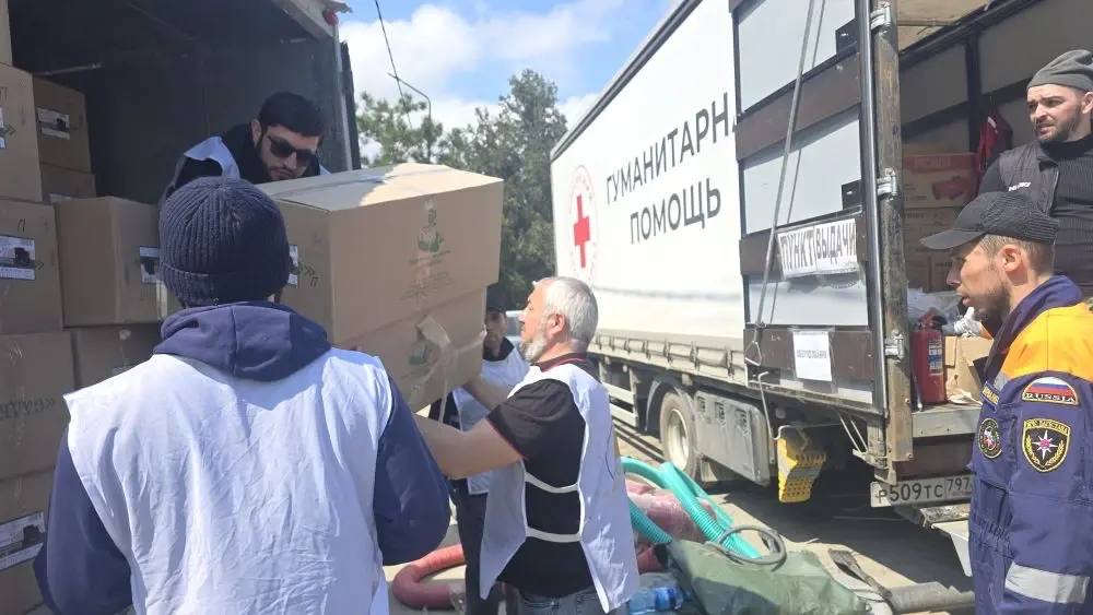 «Единая Россия» организует строительный склад и мастерские в селе Тутлар для ремонта домов, пострадавших от паводков