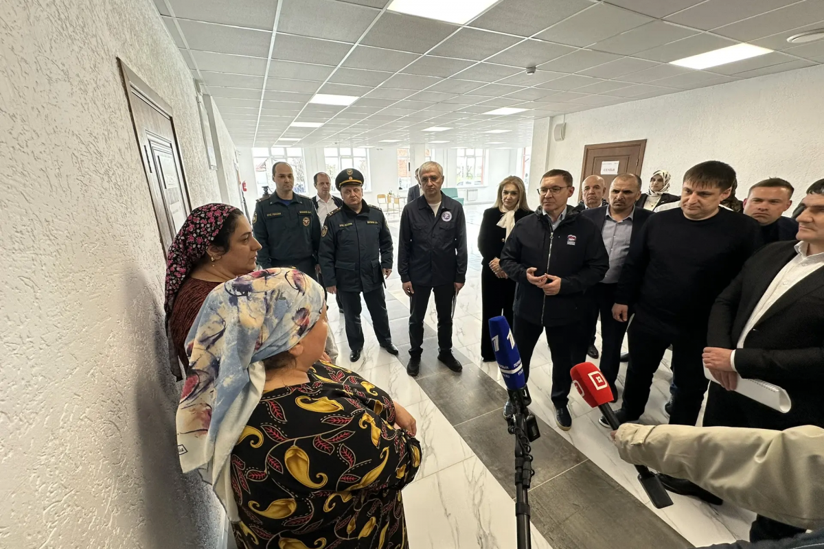 Владимир Якушев посетил ПВР в селе Сивух: «Единая Россия» помогает обеспечить людей всем необходимым