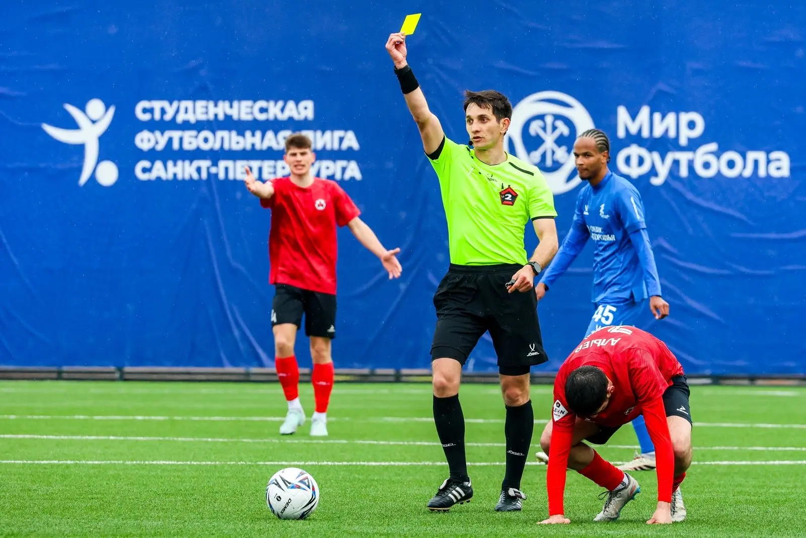 Давуд Магомедов: «Я не болею за махачкалинское «Динамо». И ни за кого другого»