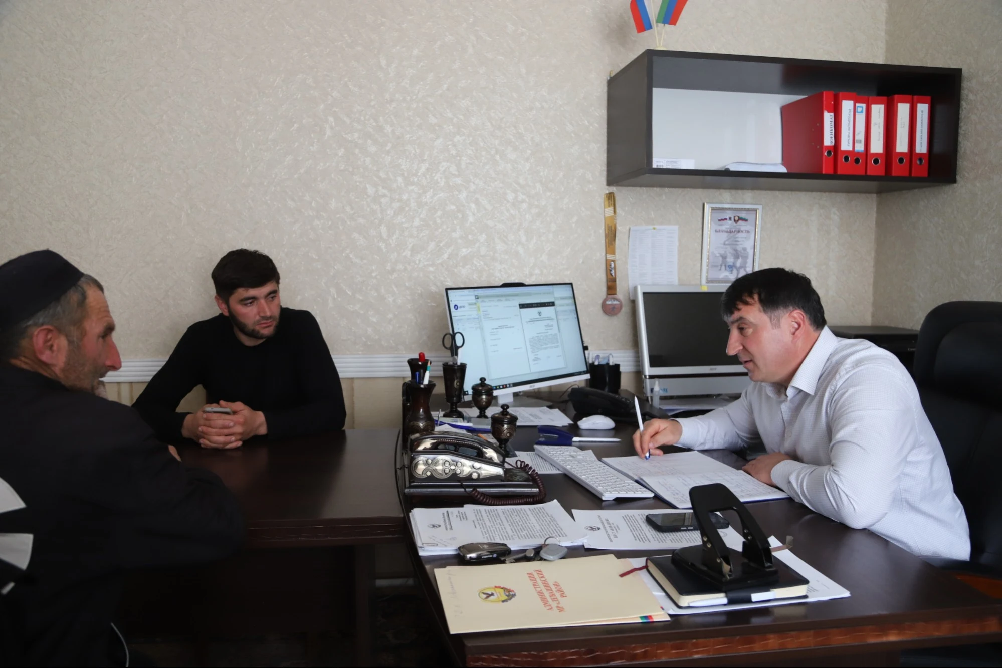 В Левашинском районе участнику СВО помогут отремонтировать крышу, повреждённую ливнями