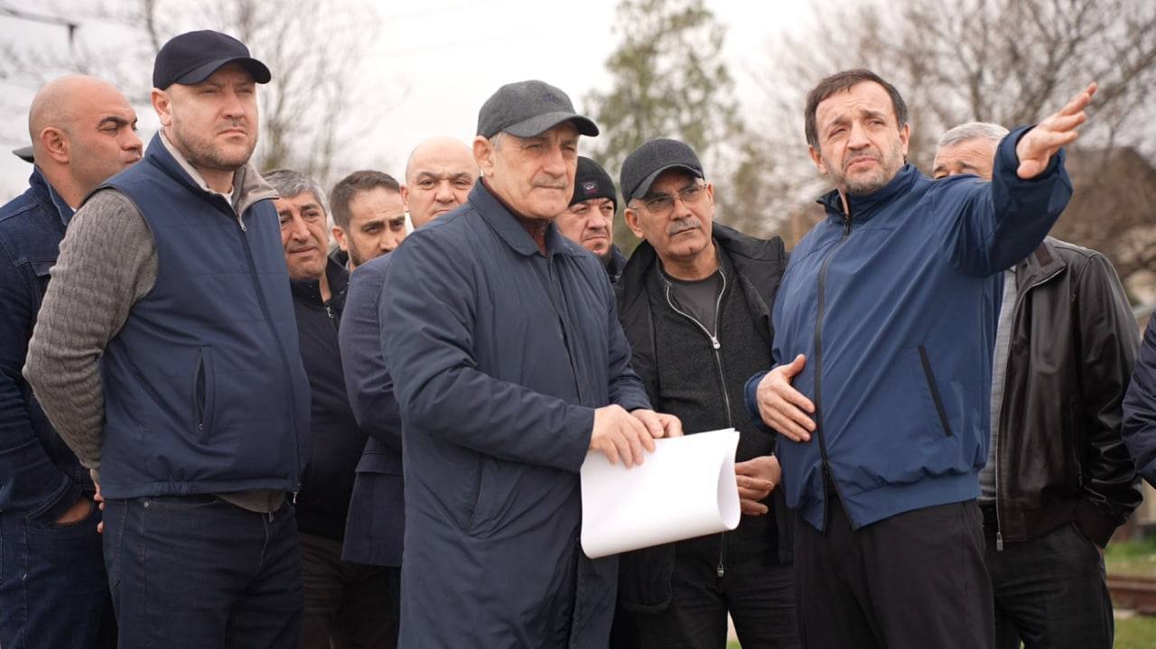 Вице-премьеры Дагестана посетили Хасавюрт для оценки последствий стихии и восстановления инфраструктуры