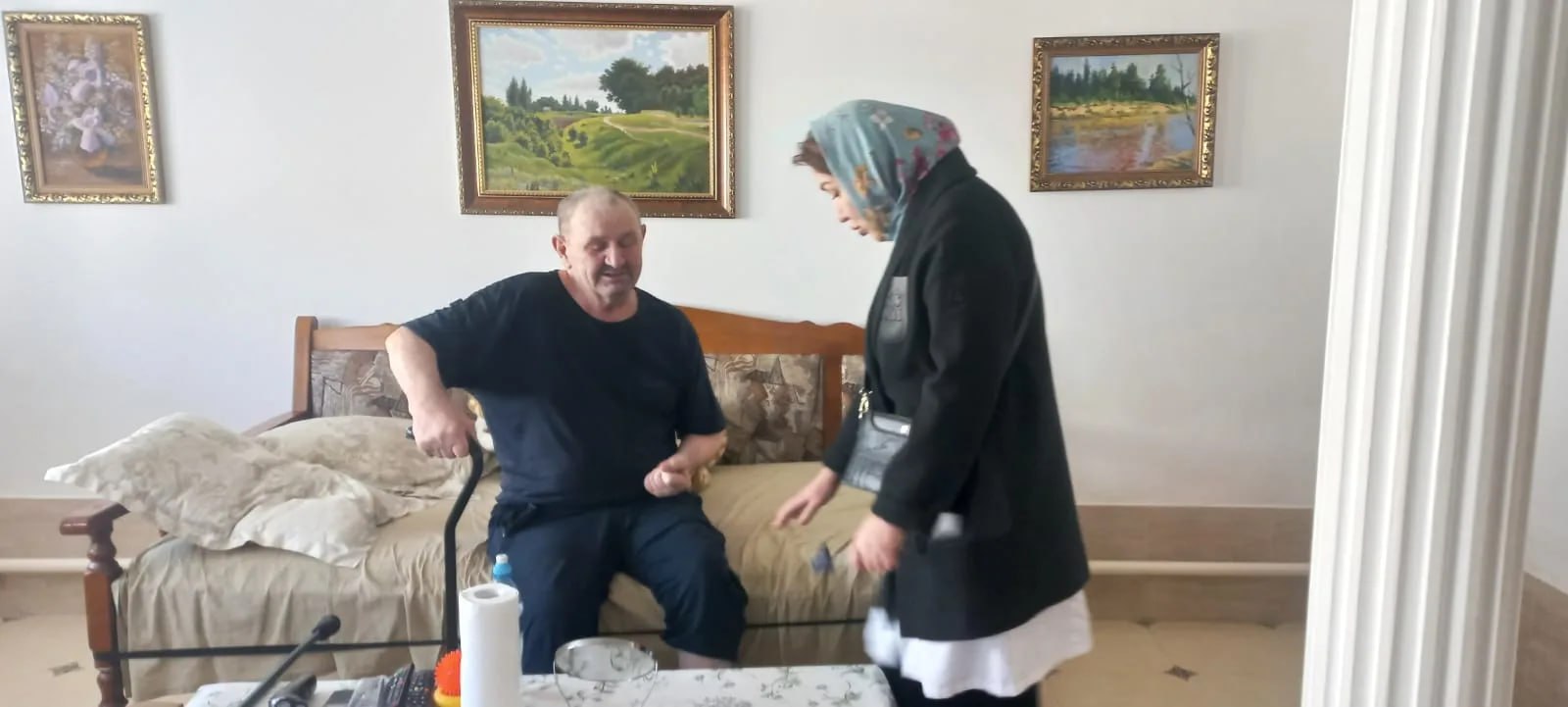 Мобильная бригада Карабудахкентского района доставила медицину в отдаленное село Аданак