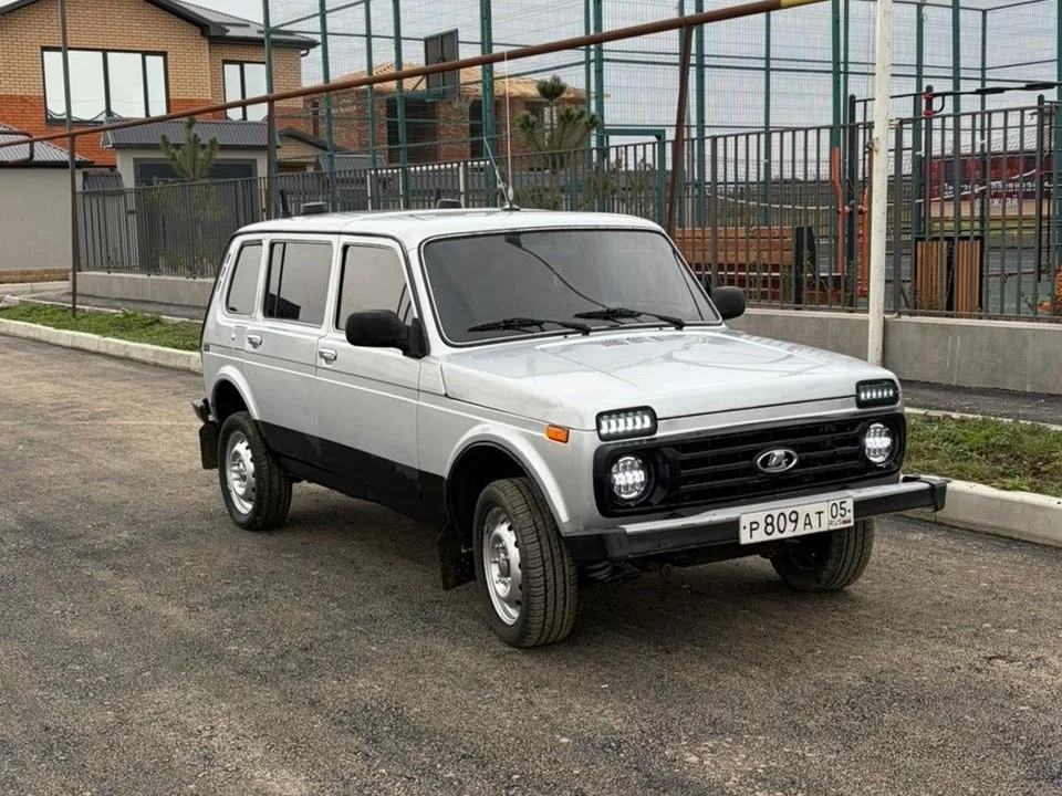 В зону СВО из Каспийска направлен автомобиль «Нива» для решения оперативных задач