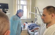 Заур Аскендеров посетил военный госпиталь в Ростове-на-Дону и передал бойцам «частичку Дагестана»