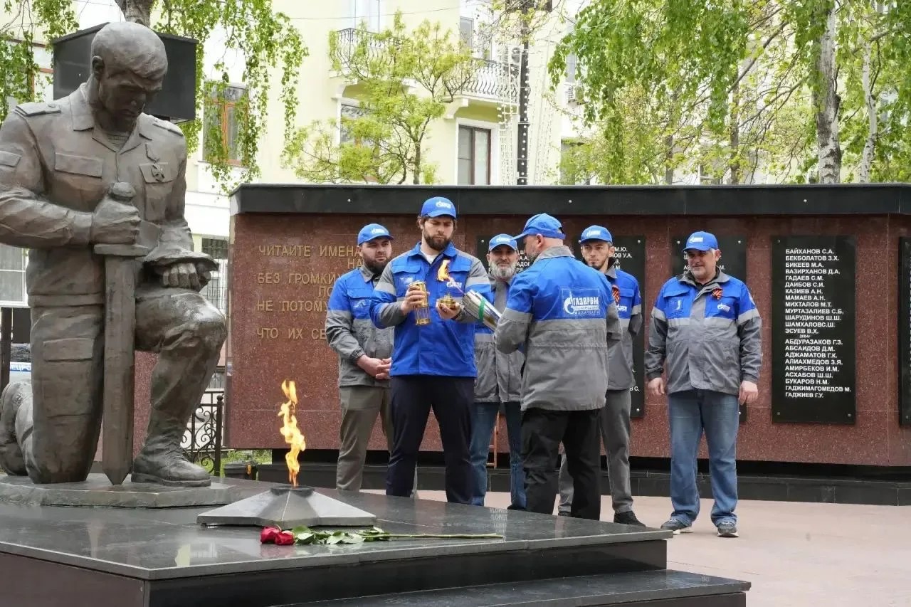 В Дагестане обследовали 20 мемориалов с Вечным огнем в преддверии Дня Победы
