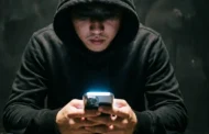 ФСБ: иностранные спецслужбы взламывают устройства, чтобы затем вносить жертв в санкционные списки